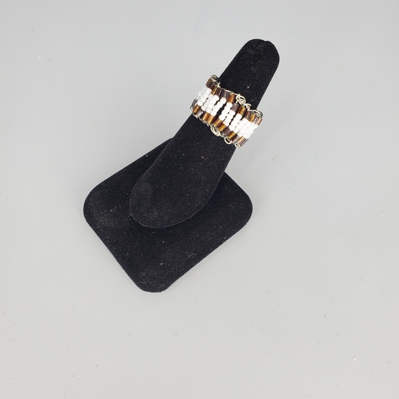 2 Tone Brown White Sead Bead Ring - Picture 3 of 6